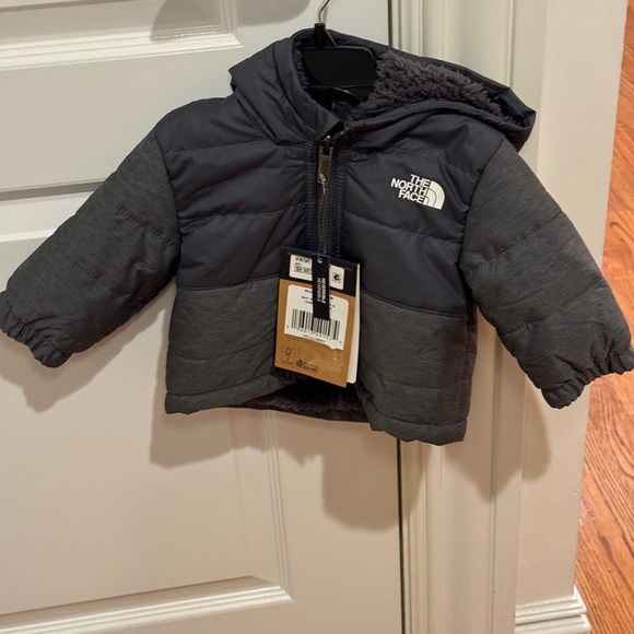 NWT The North Face Baby Boy Mount Chimbo Reversible Hooded Jacket Cozy Warm - Picture 3 of 8